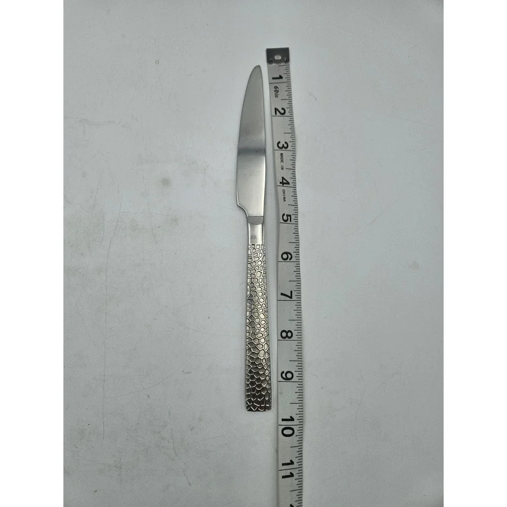 Hammered Hexagon Stainless Steel 4 Dinner Knives 9.25